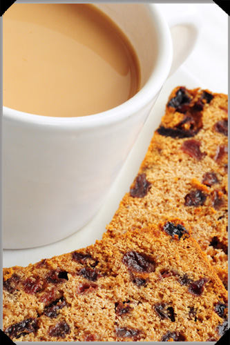 Tea and boiled fruit cake Tea and boiled fruit cake